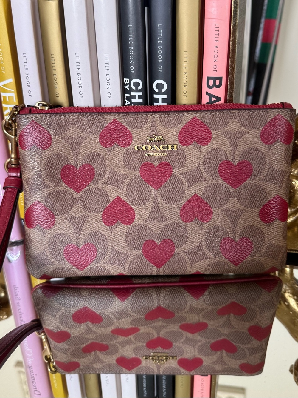 COACH SIGNATURE C HEART WRISTLET POUCH WALLET